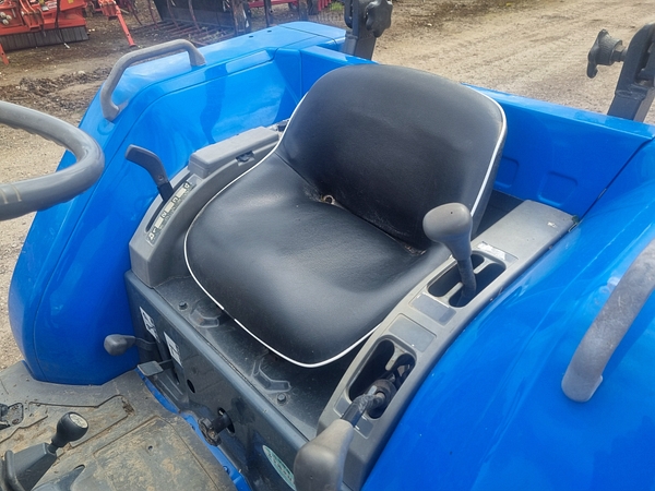 Chris Atkin & Son Ltd - Iseki GEAS 23